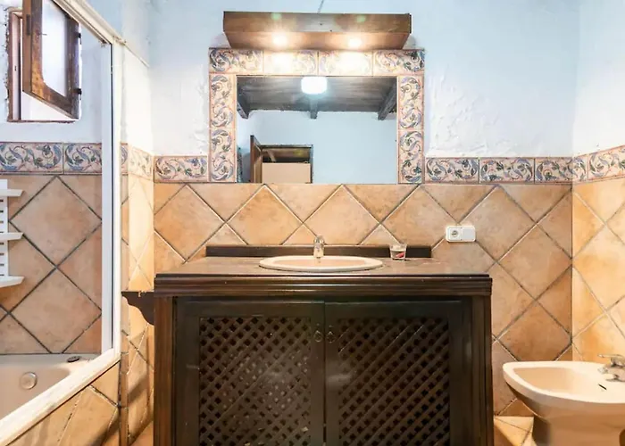 Belvilla By Oyo Casa Tata *