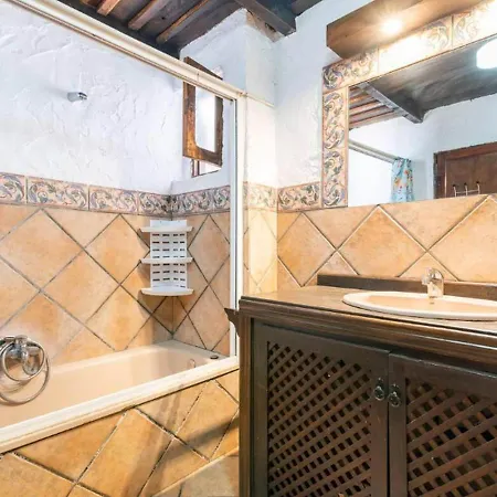 Tatil Evi Belvilla By Oyo Casa Tata Atogo