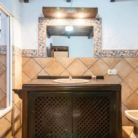 Belvilla By Oyo Casa Tata *