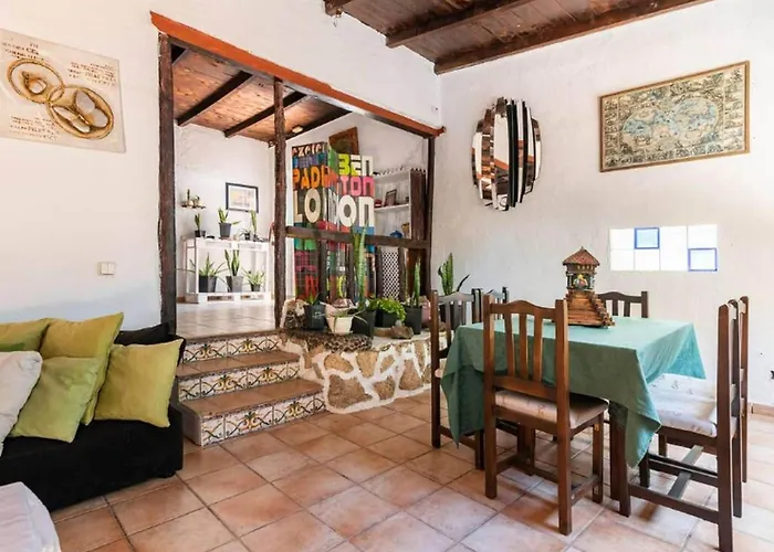 Belvilla By Oyo Casa Tata *